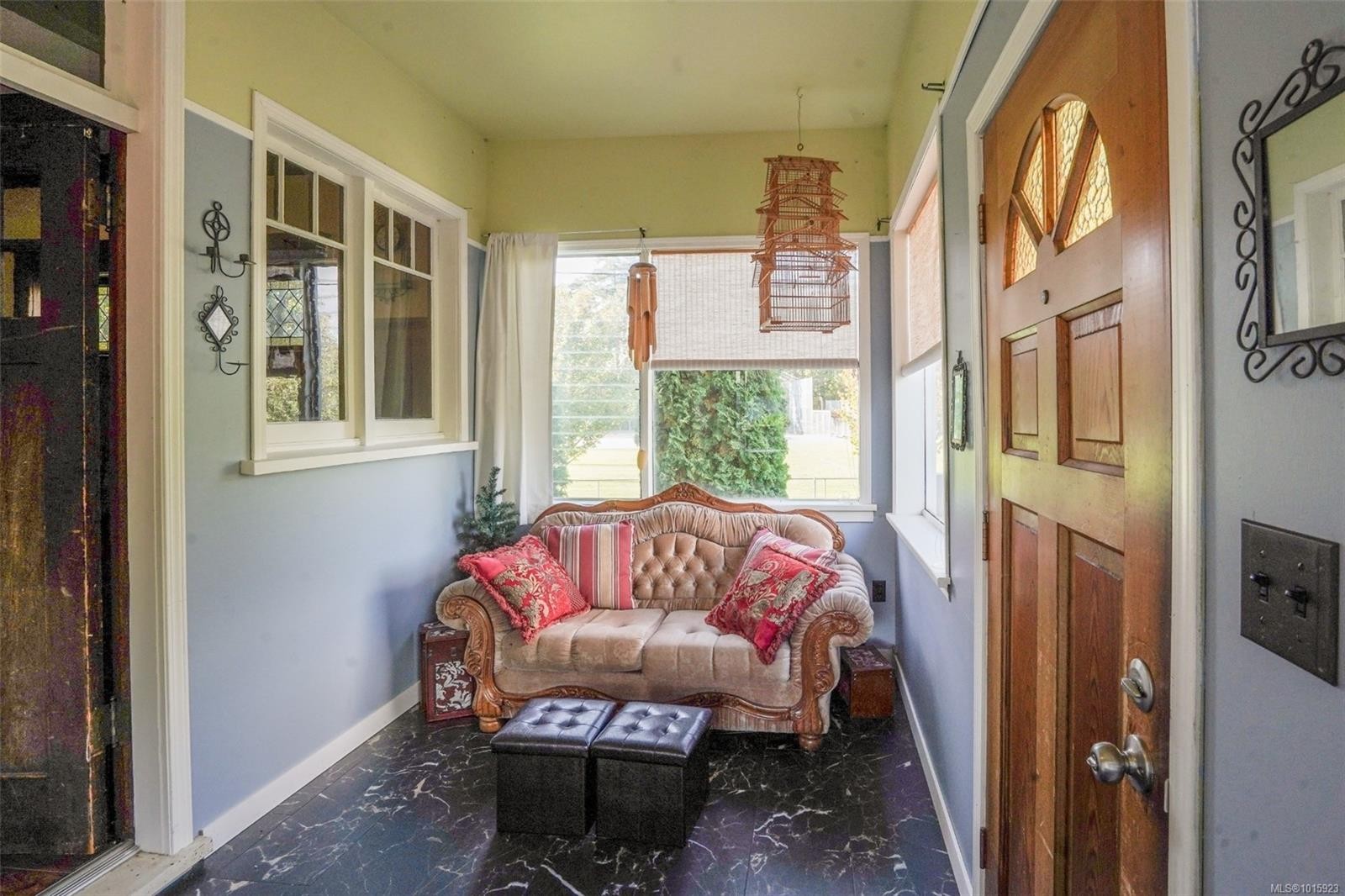 1295 Santa Rosa Ave, Saanich, BC