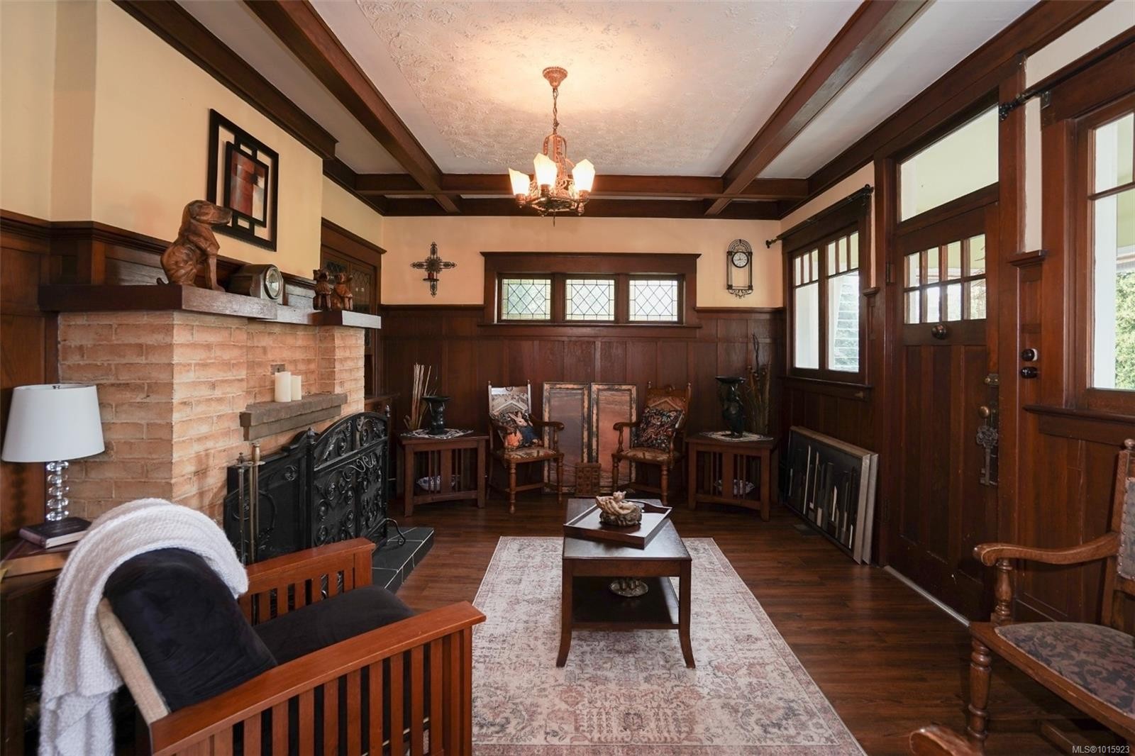 1295 Santa Rosa Ave, Saanich, BC