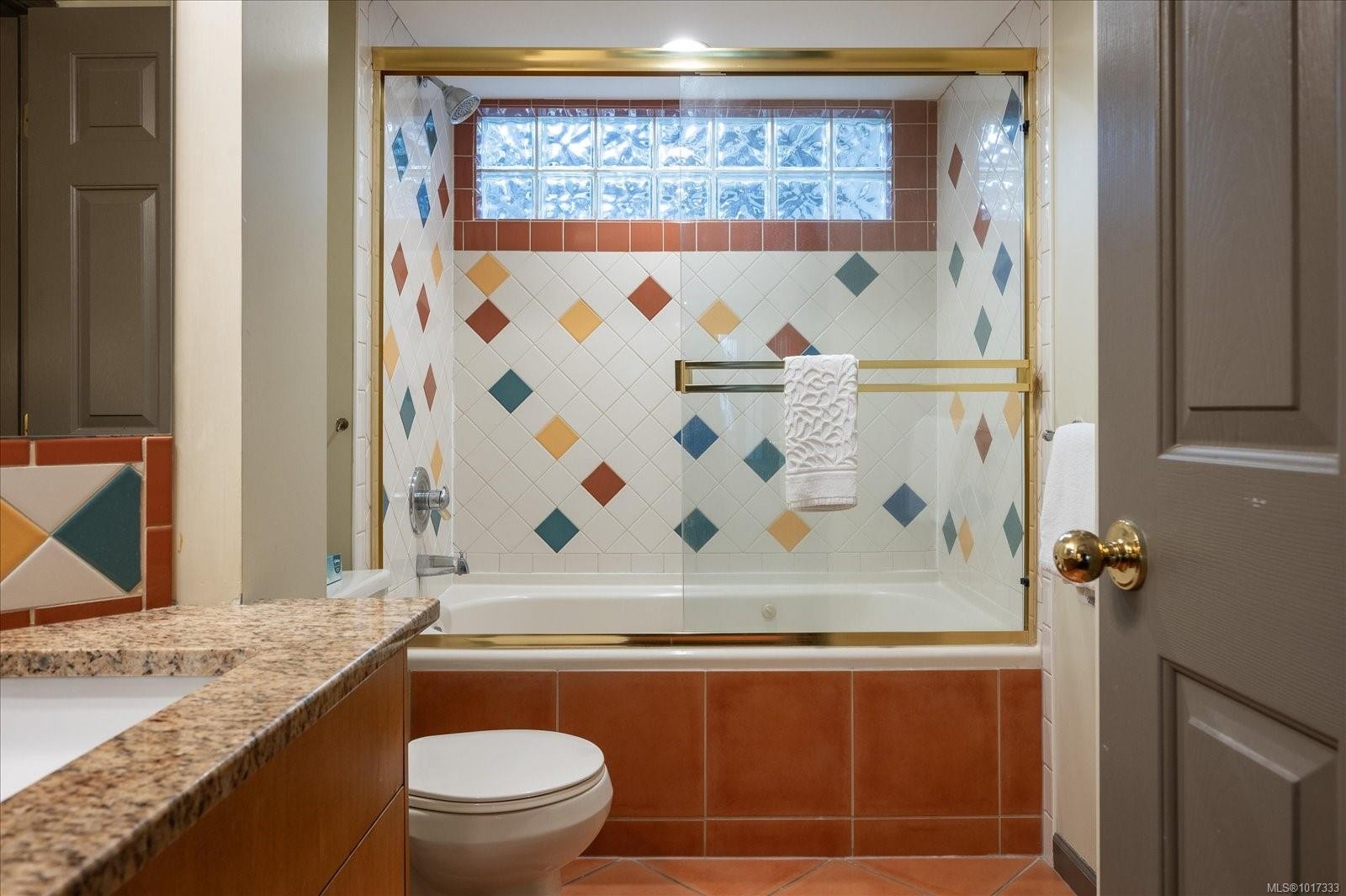 720-1600 Stroulger Rd, Nanoose Bay, BC - Indoor Photo Showing Bathroom