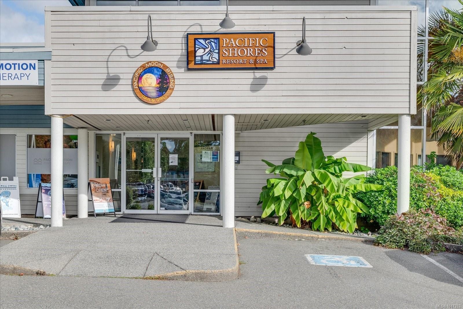 720-1600 Stroulger Rd, Nanoose Bay, BC - Outdoor