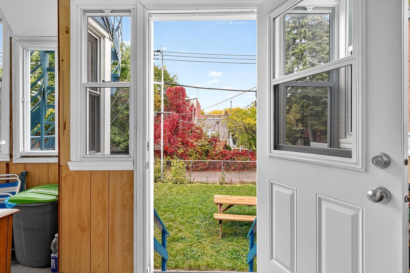 Vue - 2787 - 2791 Rue Des Ormeaux, Montréal (Mercier/Hochelaga-Maisonneuve), QC - Indoor Photo Showing Other Room