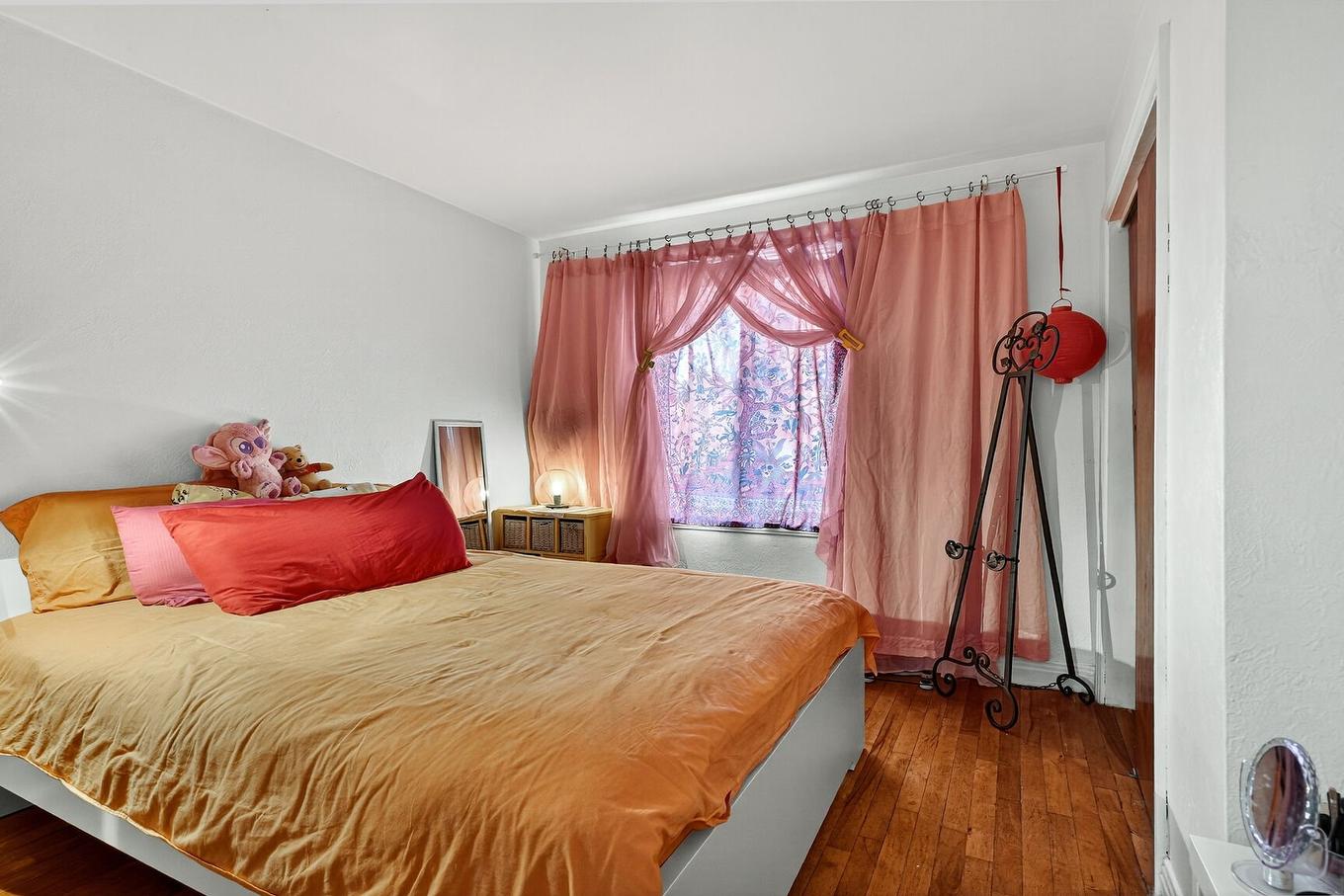 Chambre à coucher principale - 2787 - 2791 Rue Des Ormeaux, Montréal (Mercier/Hochelaga-Maisonneuve), QC - Indoor Photo Showing Bedroom