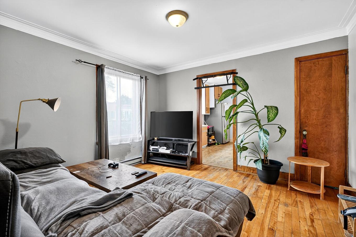 Salon - 2787 - 2791 Rue Des Ormeaux, Montréal (Mercier/Hochelaga-Maisonneuve), QC - Indoor