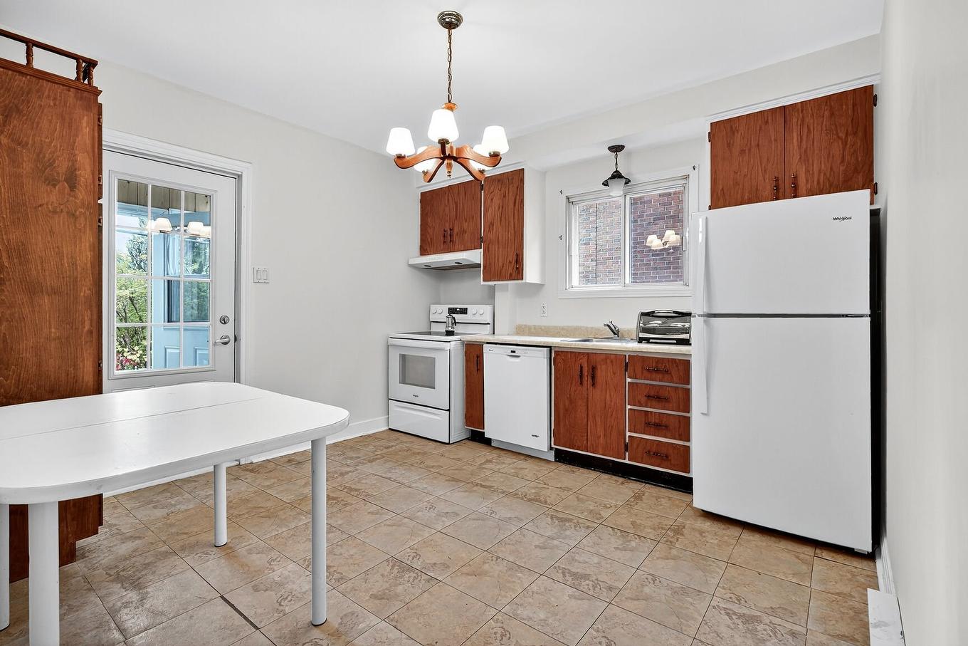 Cuisine - 2787 - 2791 Rue Des Ormeaux, Montréal (Mercier/Hochelaga-Maisonneuve), QC - Indoor Photo Showing Kitchen
