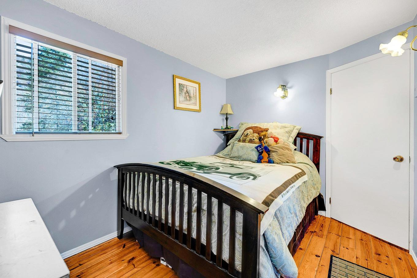 Bedroom - 385 Ch. De La Rivière, Piedmont, QC - Indoor Photo Showing Bedroom