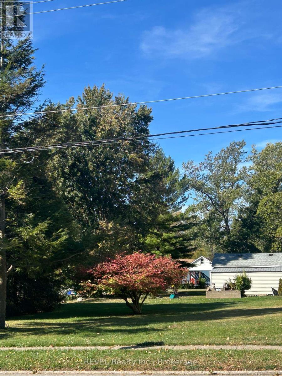 V/L Ridgeway (33 Ridgeway Road, Fort Erie (Crystal Beach), ON