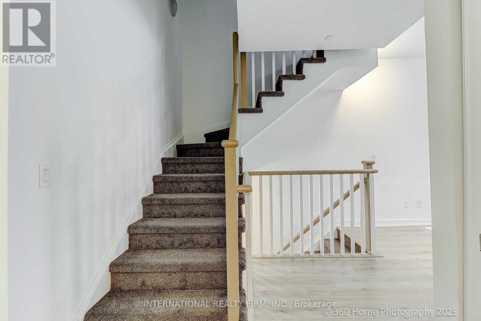 12 - 851 Sheppard Avenue W, Toronto, ON - Indoor Photo Showing Other Room