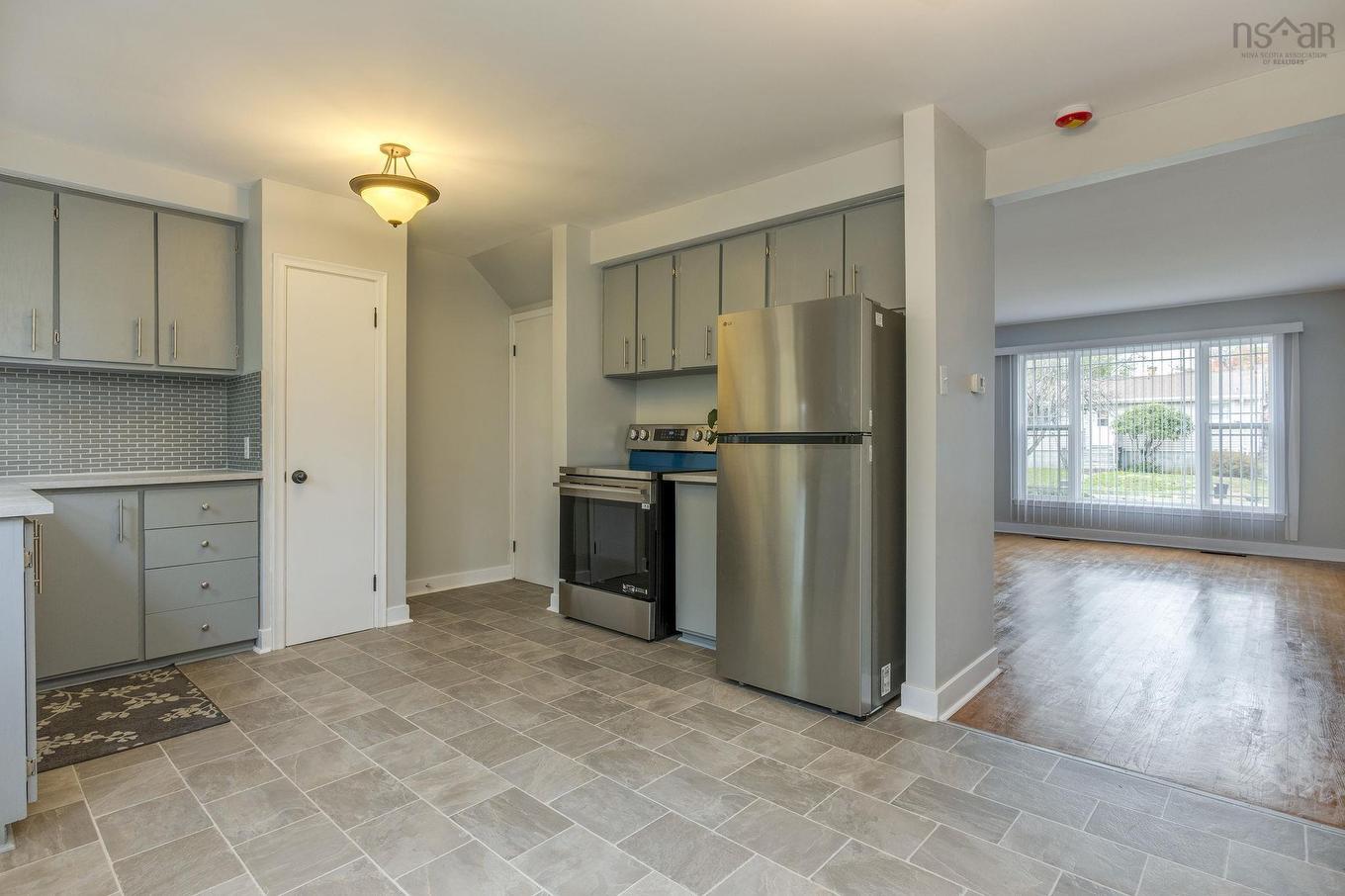 19-19 A Westwood Drive, Dartmouth, NS