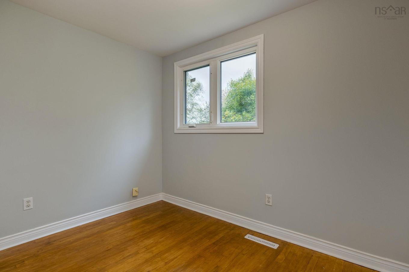 19-19 A Westwood Drive, Dartmouth, NS