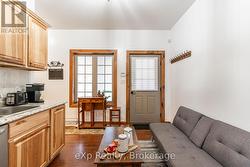 Wetbar Lower level -