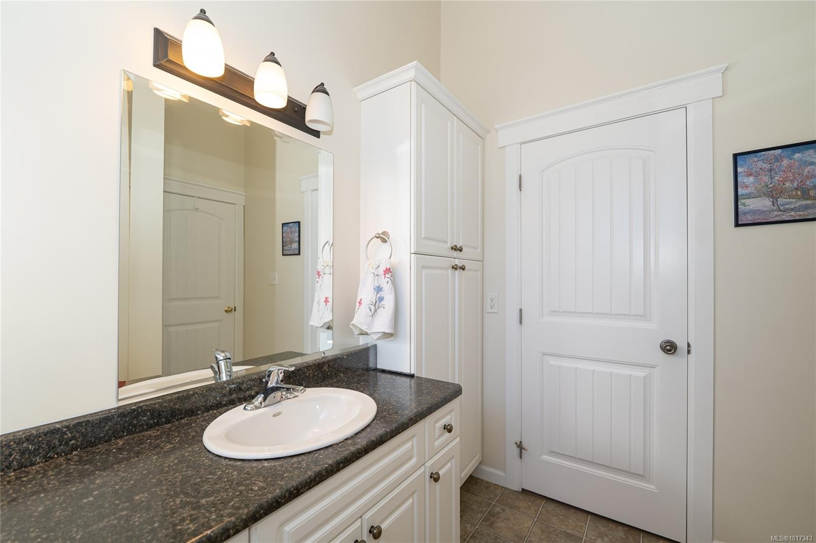 6003 Stonehaven Dr, Duncan, BC