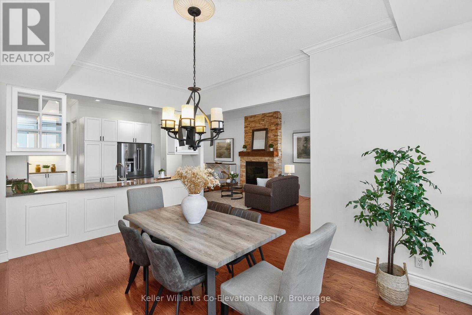 Lph01 - 699 Aberdeen Boulevard, Midland, ON - Indoor Photo Showing Dining Room