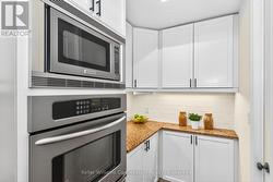 Prof. Grade Built-in Oven & Microwave/Convection -