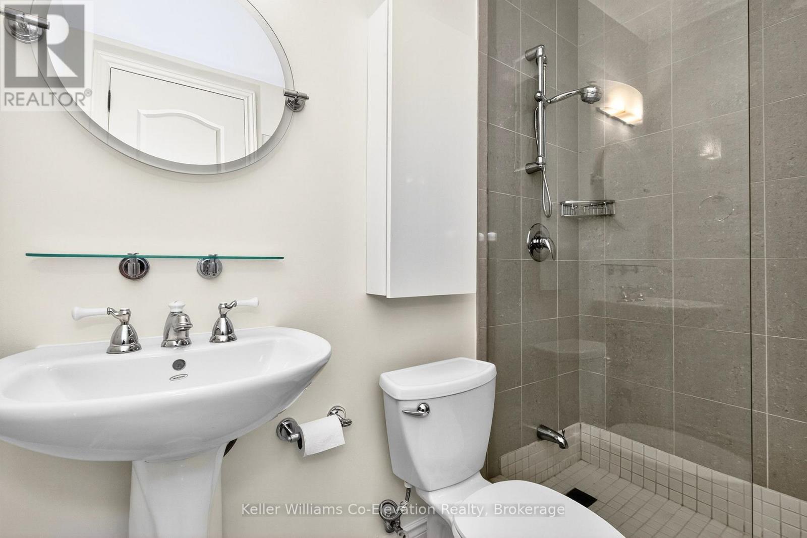 Ensuite #3 - Lph01 - 699 Aberdeen Boulevard, Midland, ON - Indoor Photo Showing Bathroom