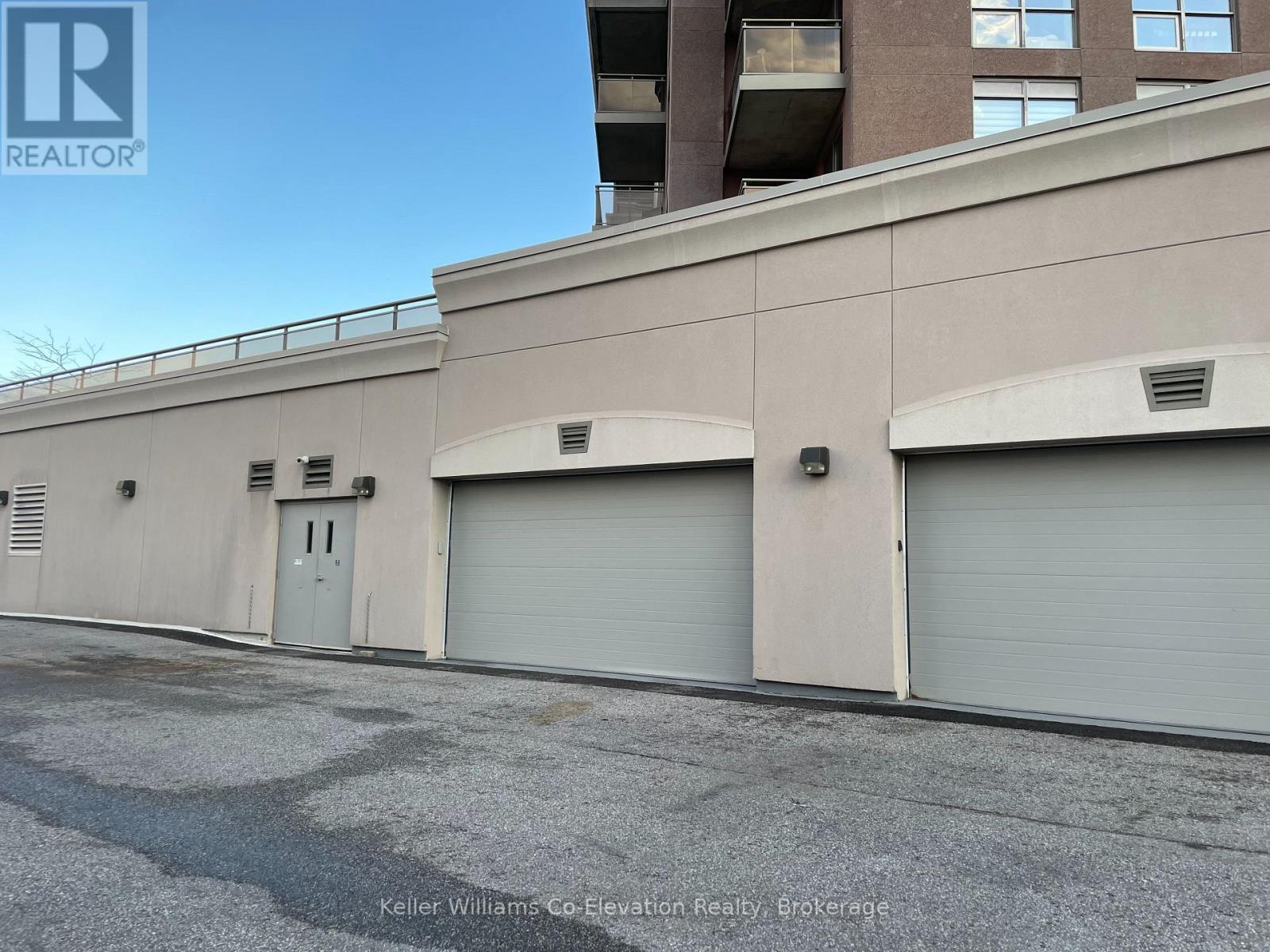 Private Double Garage - Lph01 - 699 Aberdeen Boulevard, Midland, ON - Outdoor With Exterior