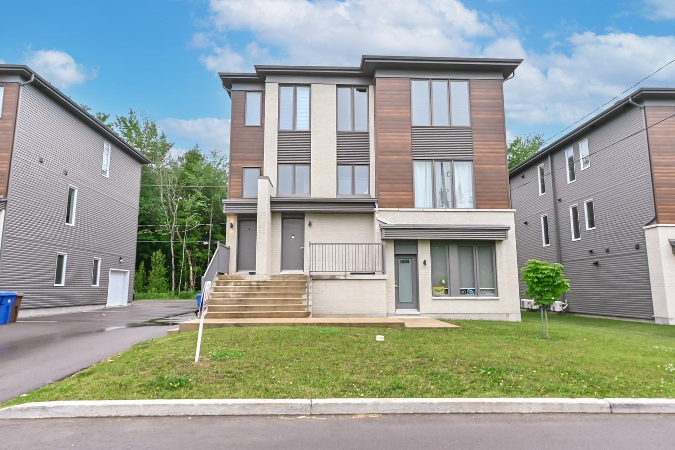 Façade - 13570 - 13574 Rue Du Grenache, Mirabel, QC - Outdoor With Facade