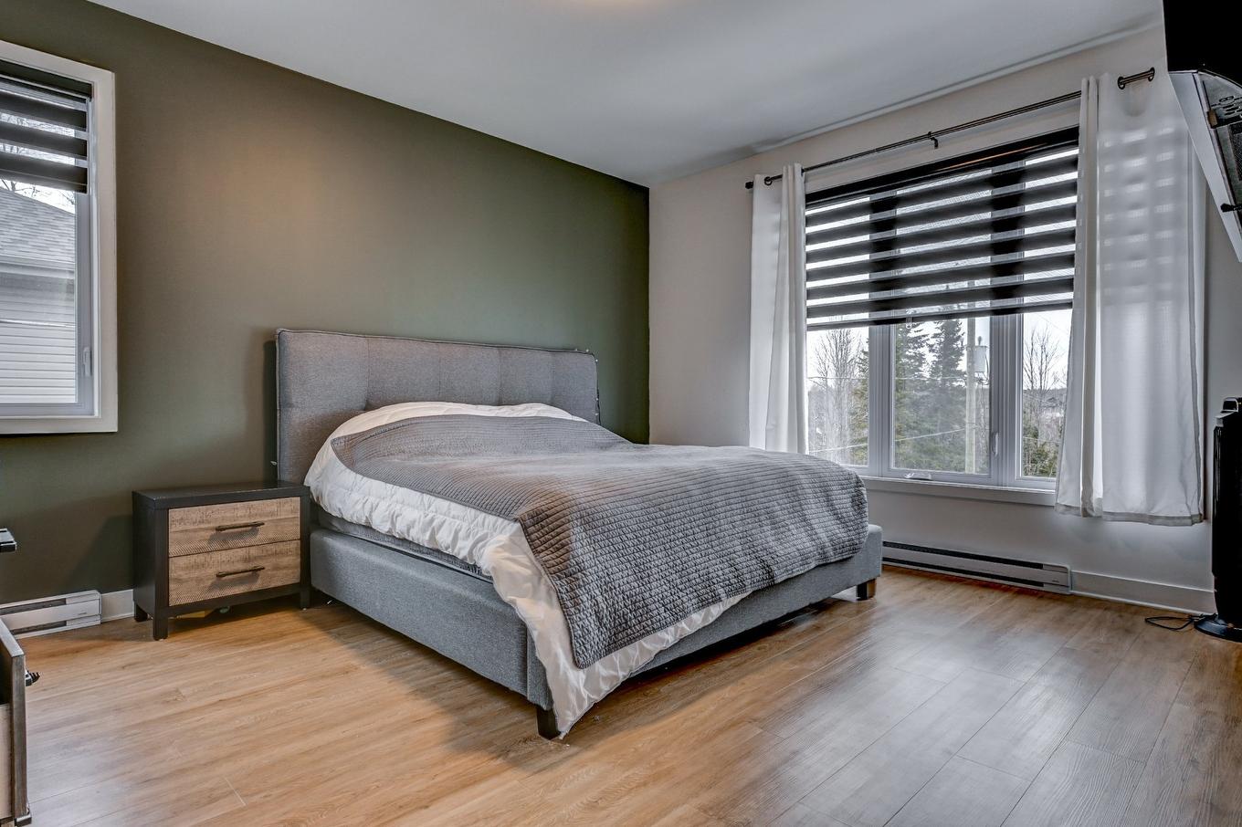 Chambre à coucher principale - 13570 - 13574 Rue Du Grenache, Mirabel, QC - Indoor Photo Showing Bedroom