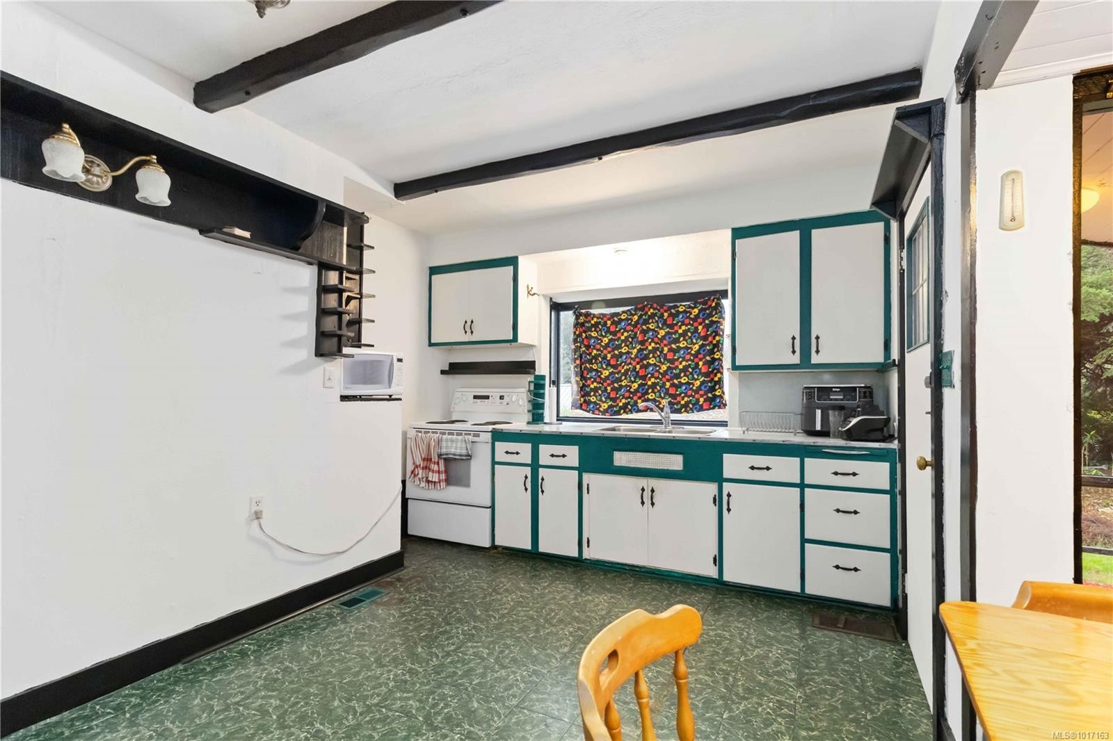 5447 Fowler Rd, Saanich, BC