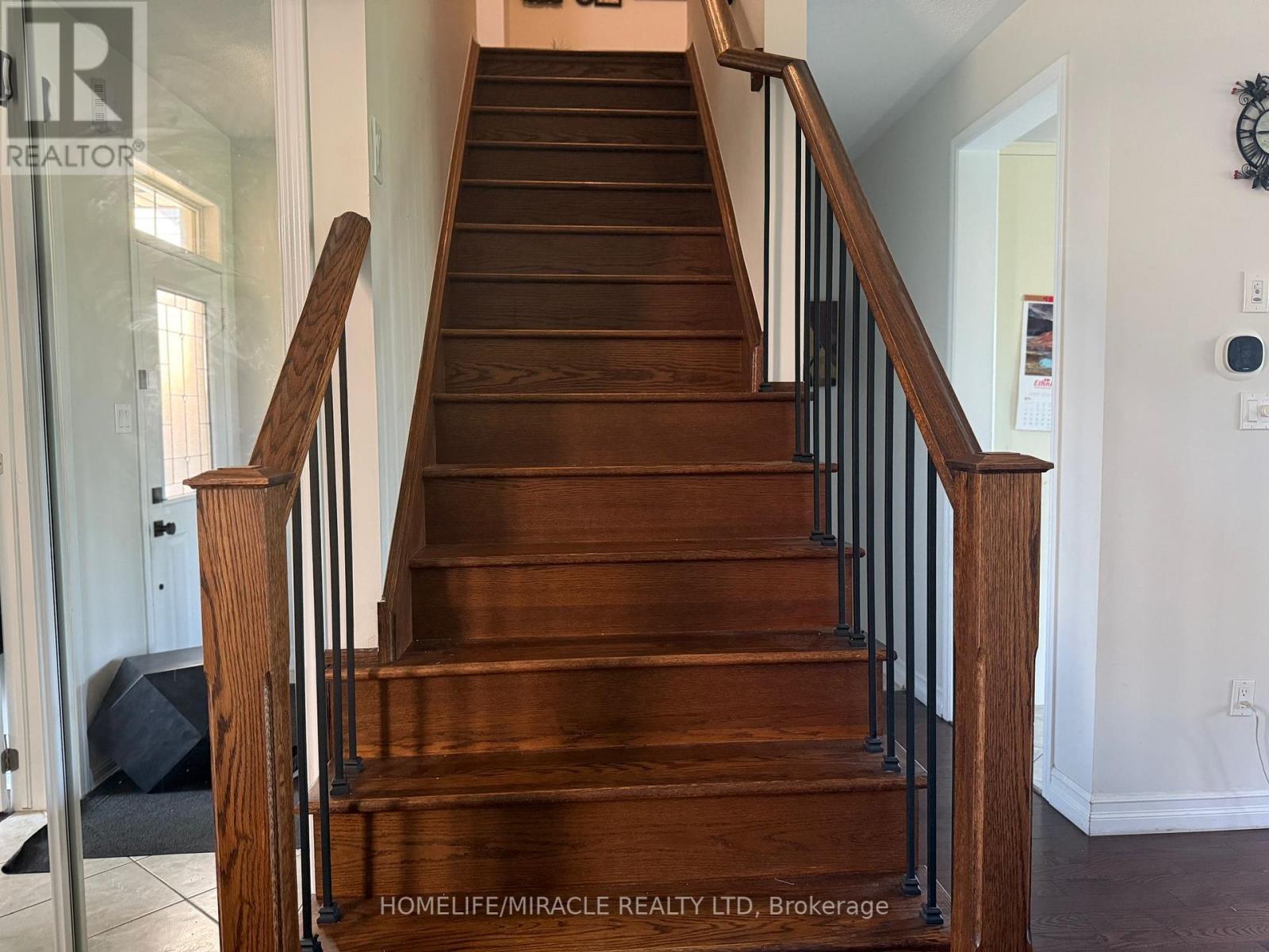 422 Cavanagh Lane, Milton, ON - Indoor Photo Showing Other Room