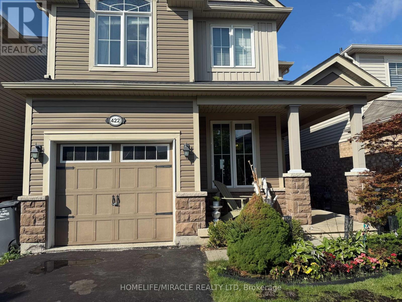 422 Cavanagh Lane, Milton, ON - Outdoor With Facade