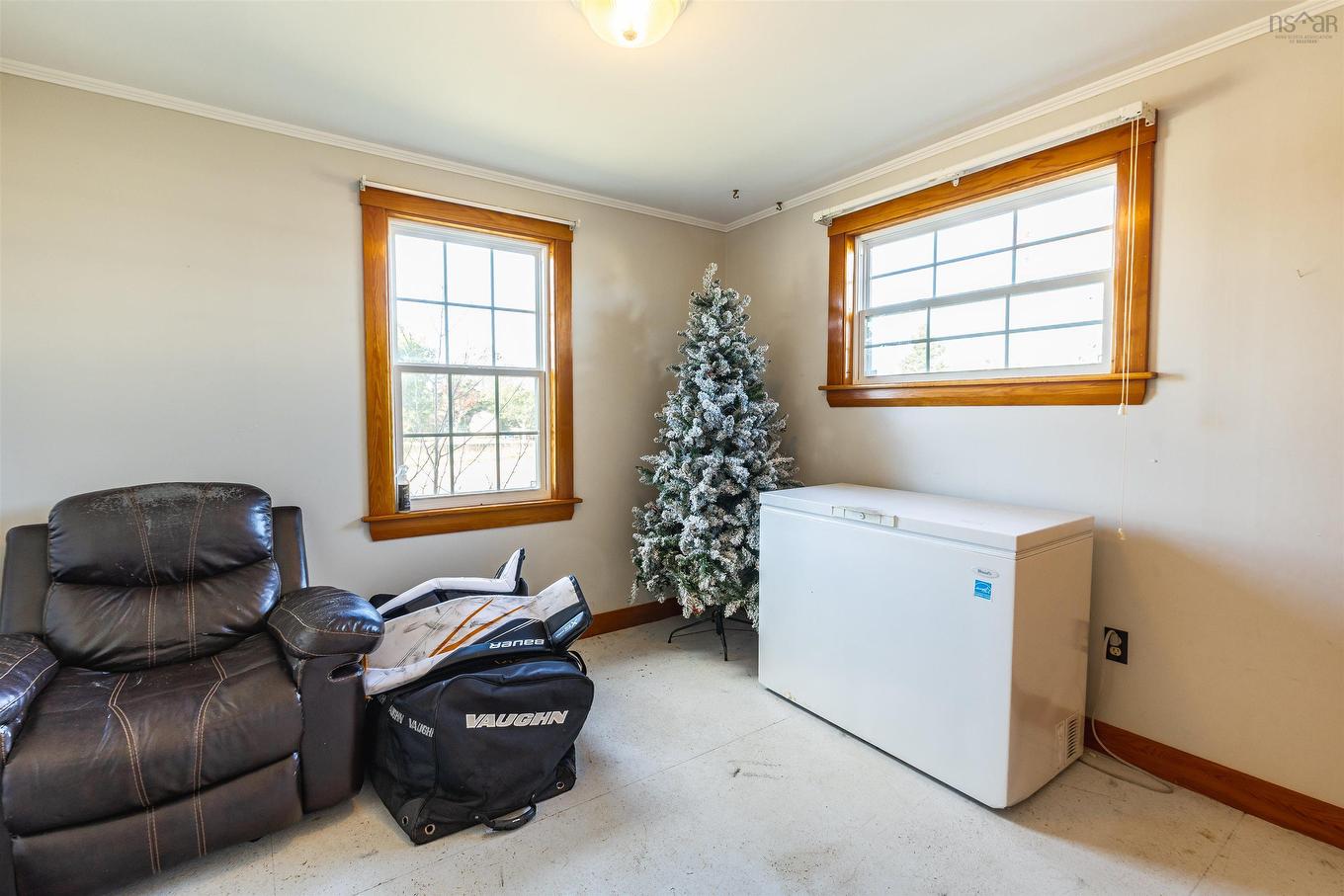 41 School Street, Lower West Pubnico, NS