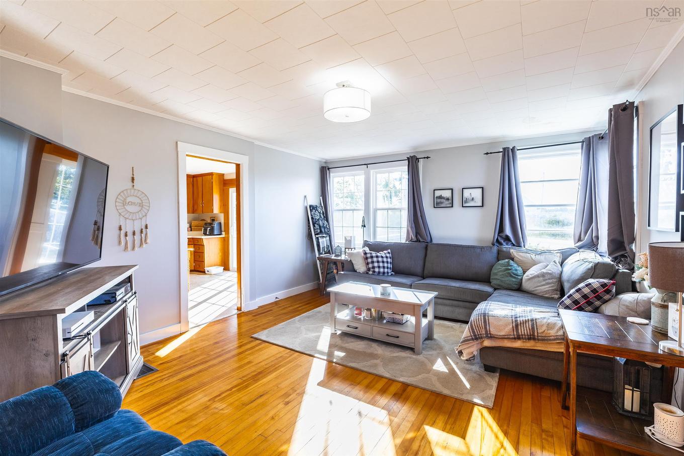 41 School Street, Lower West Pubnico, NS