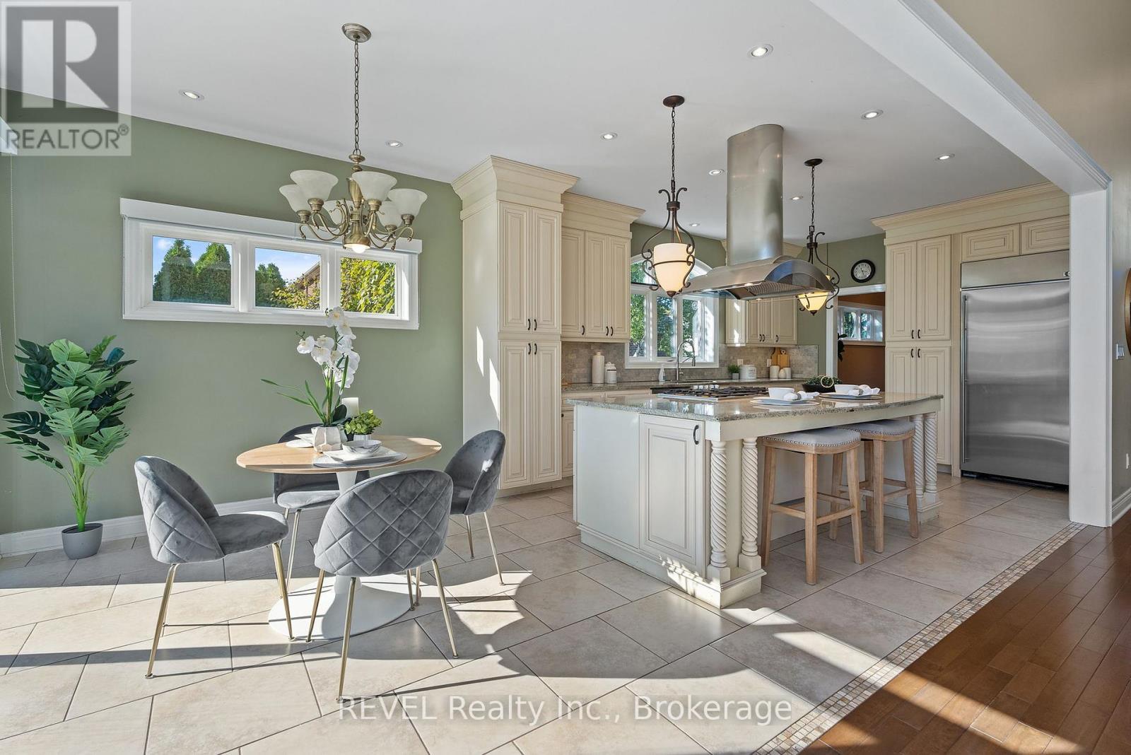 6718 Domenic Crescent, Niagara Falls (Stamford), ON - Indoor