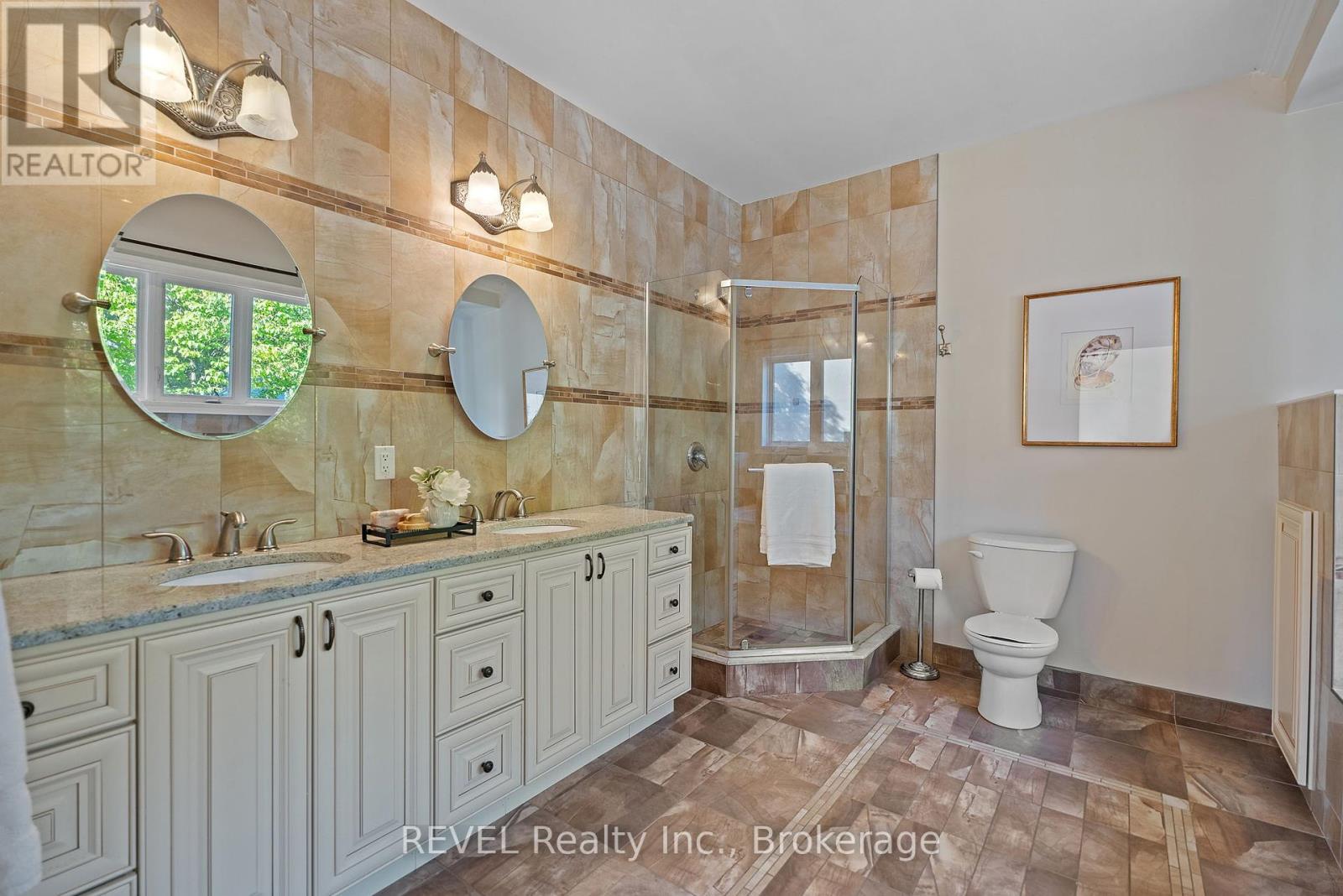 6718 Domenic Crescent, Niagara Falls (Stamford), ON - Indoor Photo Showing Bathroom