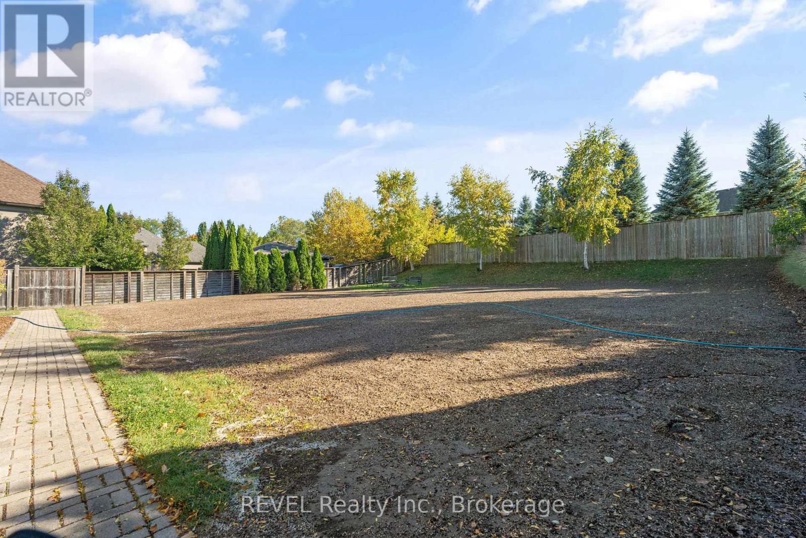 6718 Domenic Crescent, Niagara Falls (Stamford), ON - Outdoor