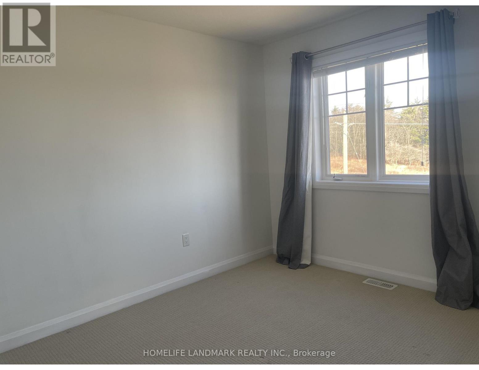 31 - 1169 Garner Road E, Hamilton, ON - Indoor Photo Showing Other Room