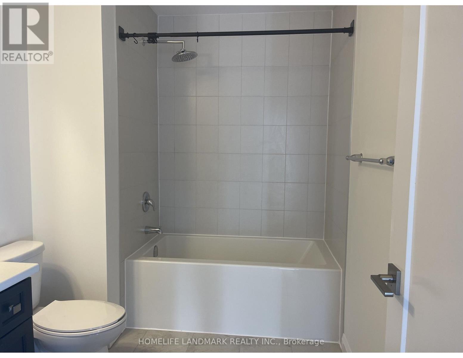 31 - 1169 Garner Road E, Hamilton, ON - Indoor Photo Showing Bathroom