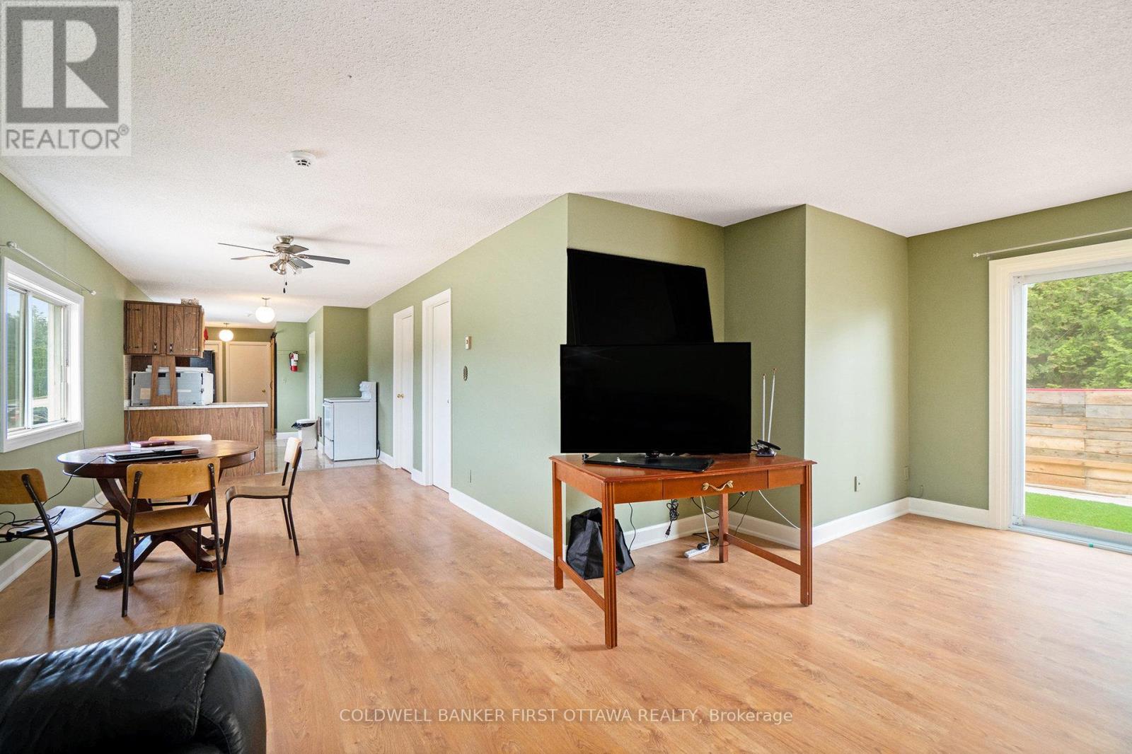 9628 Hwy 509, North Frontenac (Frontenac North), ON - Indoor