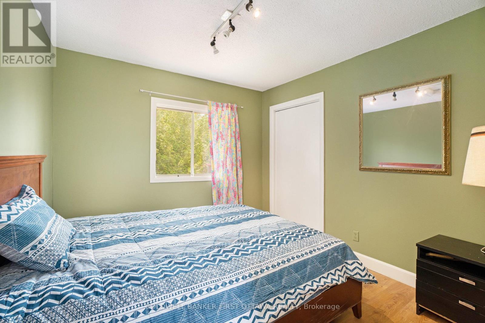 9628 Hwy 509, North Frontenac (Frontenac North), ON - Indoor Photo Showing Bedroom