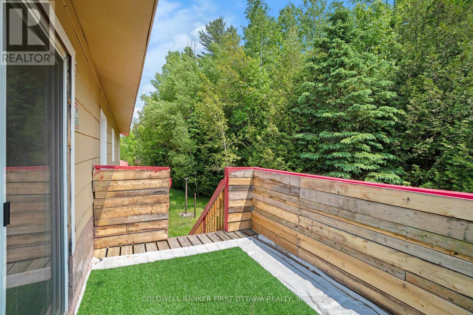 9628 Hwy 509, North Frontenac (Frontenac North), ON - Outdoor