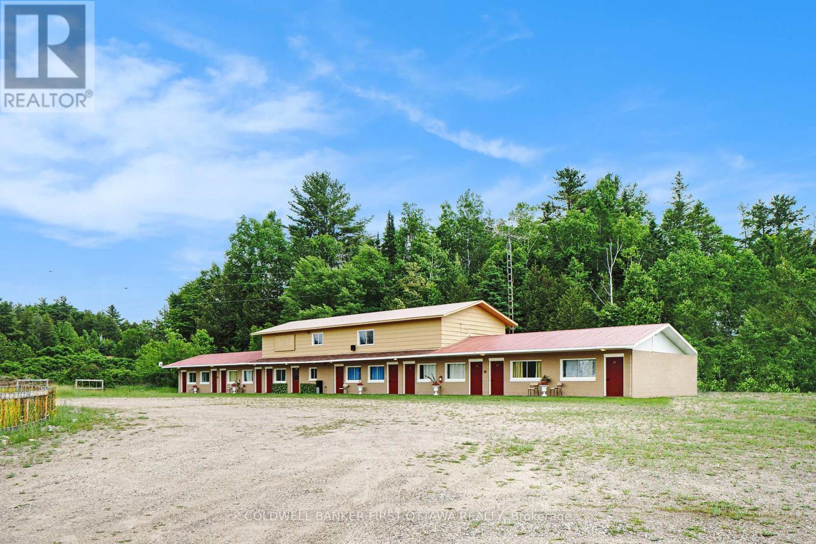 9628 Hwy 509, North Frontenac (Frontenac North), ON - Outdoor