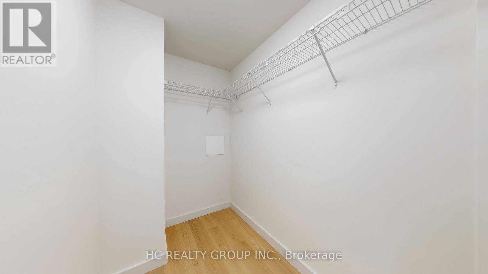 1605 - 81 Wellesley Street E, Toronto, ON - Indoor