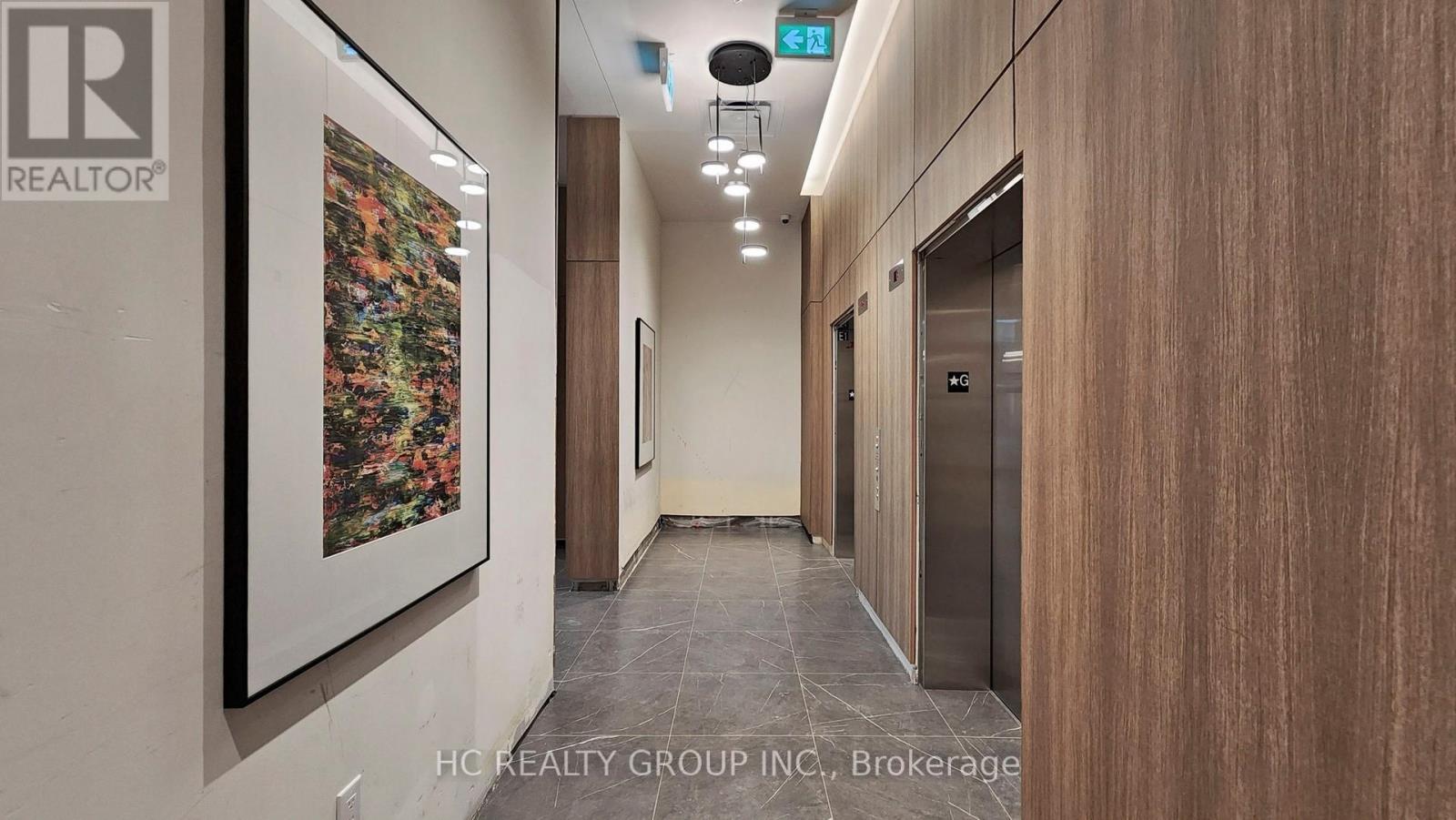 1605 - 81 Wellesley Street E, Toronto, ON - Indoor Photo Showing Other Room