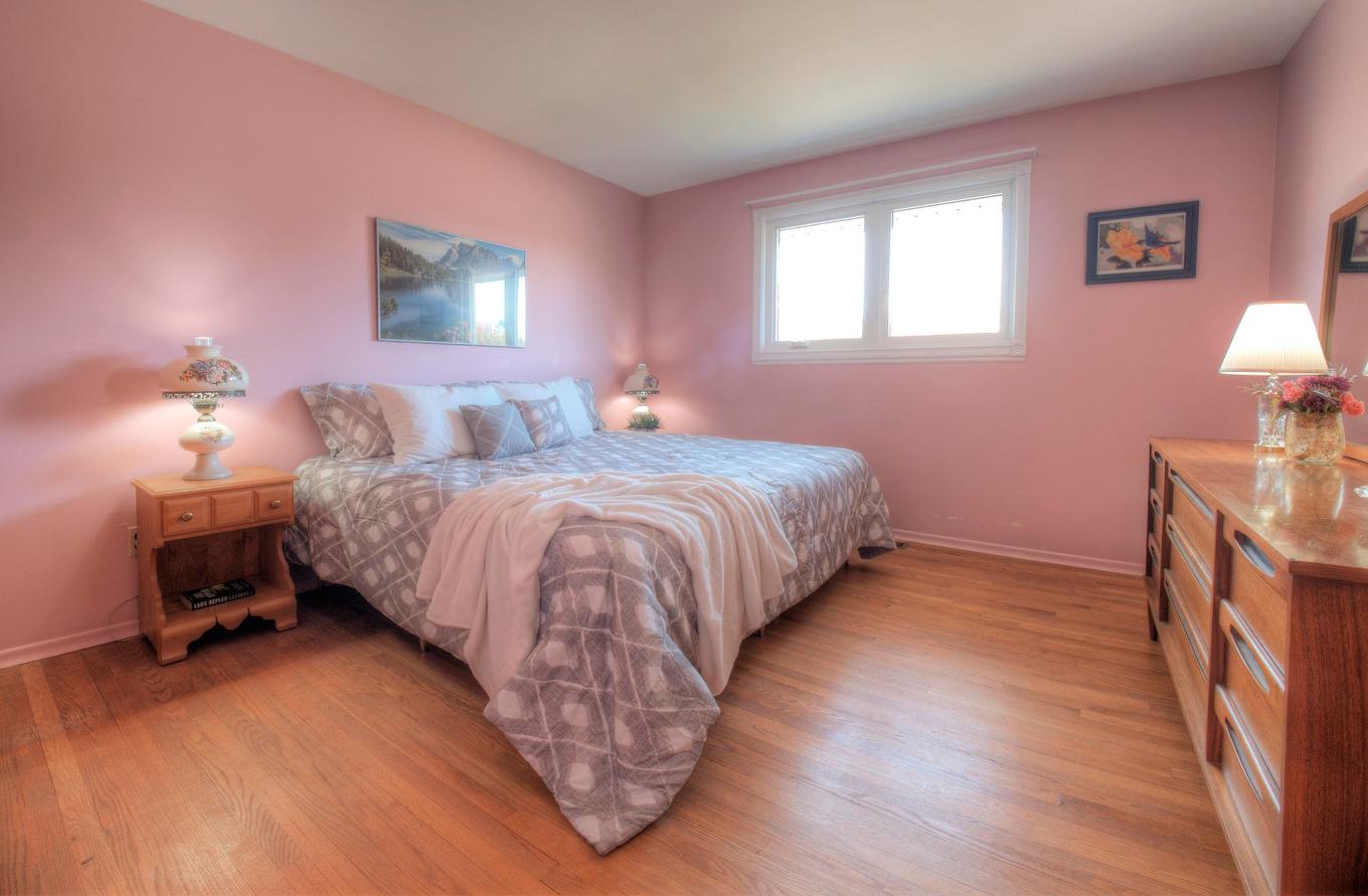 Chambre à coucher - 539 Rue Tyler, Gatineau (Aylmer), QC - Indoor Photo Showing Bedroom