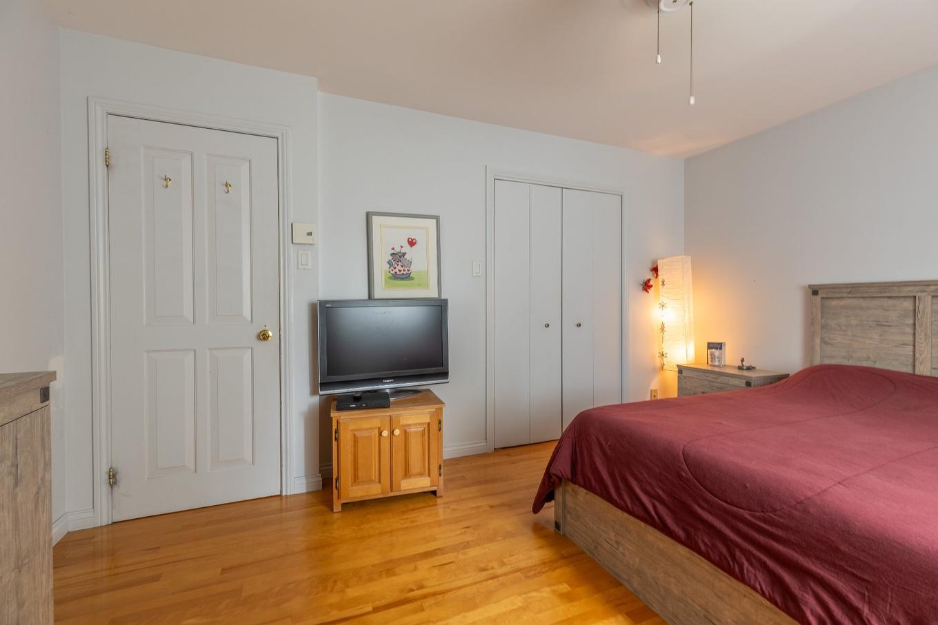 Chambre à coucher principale - 951 Rue Brassard, Saint-Michel-Des-Saints, QC - Indoor Photo Showing Bedroom