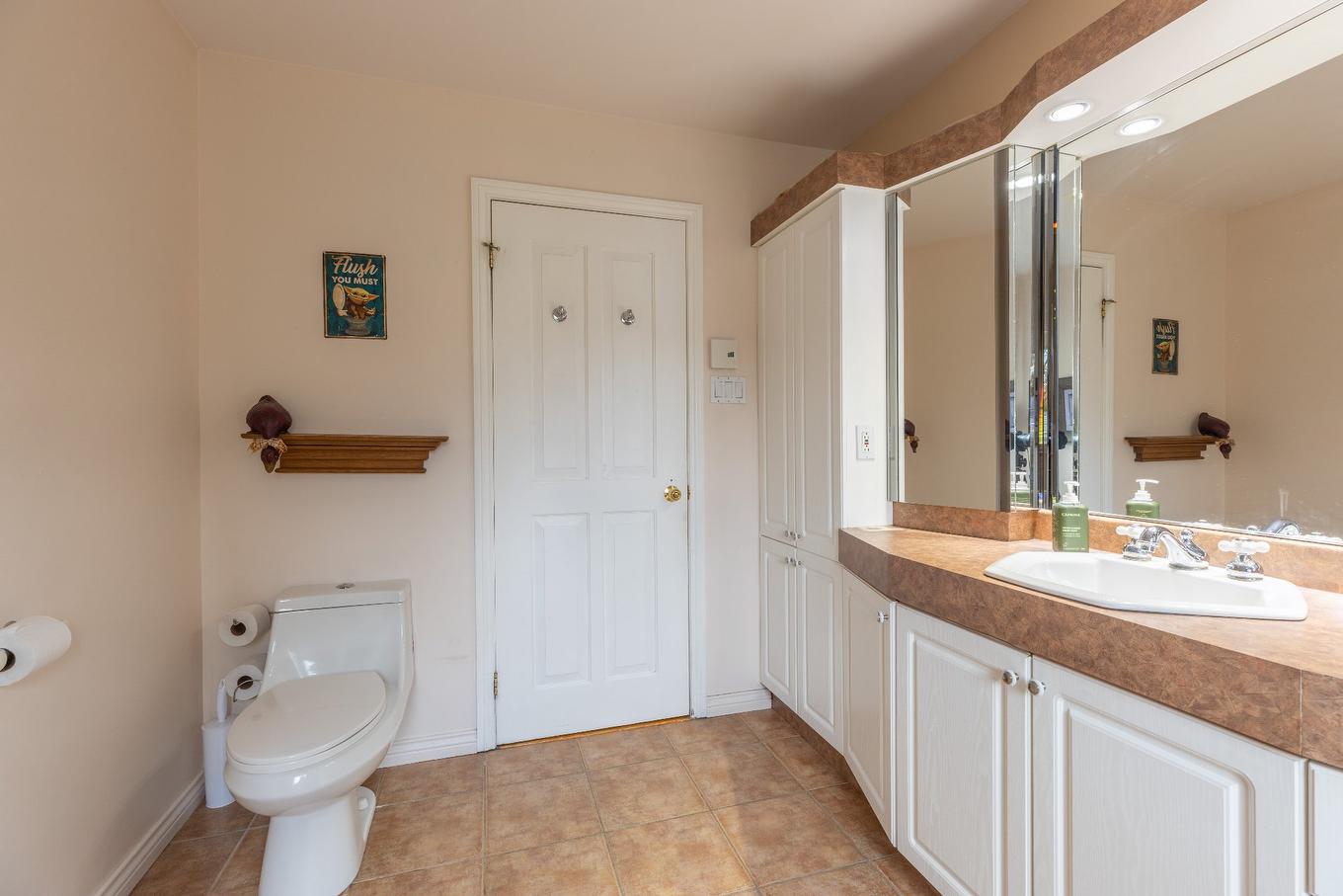 Salle de bains - 951 Rue Brassard, Saint-Michel-Des-Saints, QC - Indoor Photo Showing Bathroom