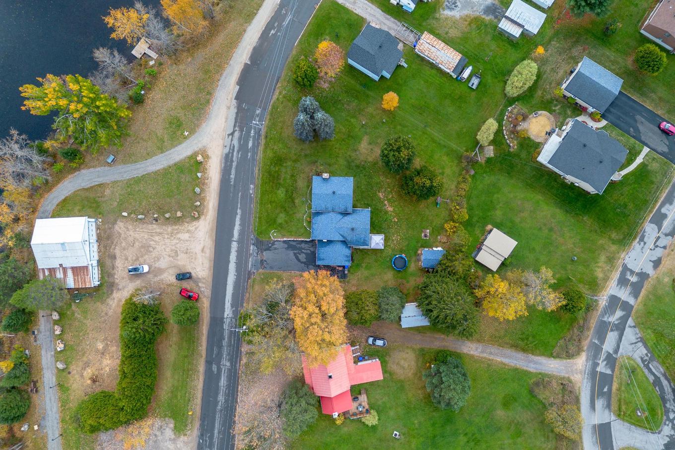 Photo aérienne - 951 Rue Brassard, Saint-Michel-Des-Saints, QC - Outdoor With View