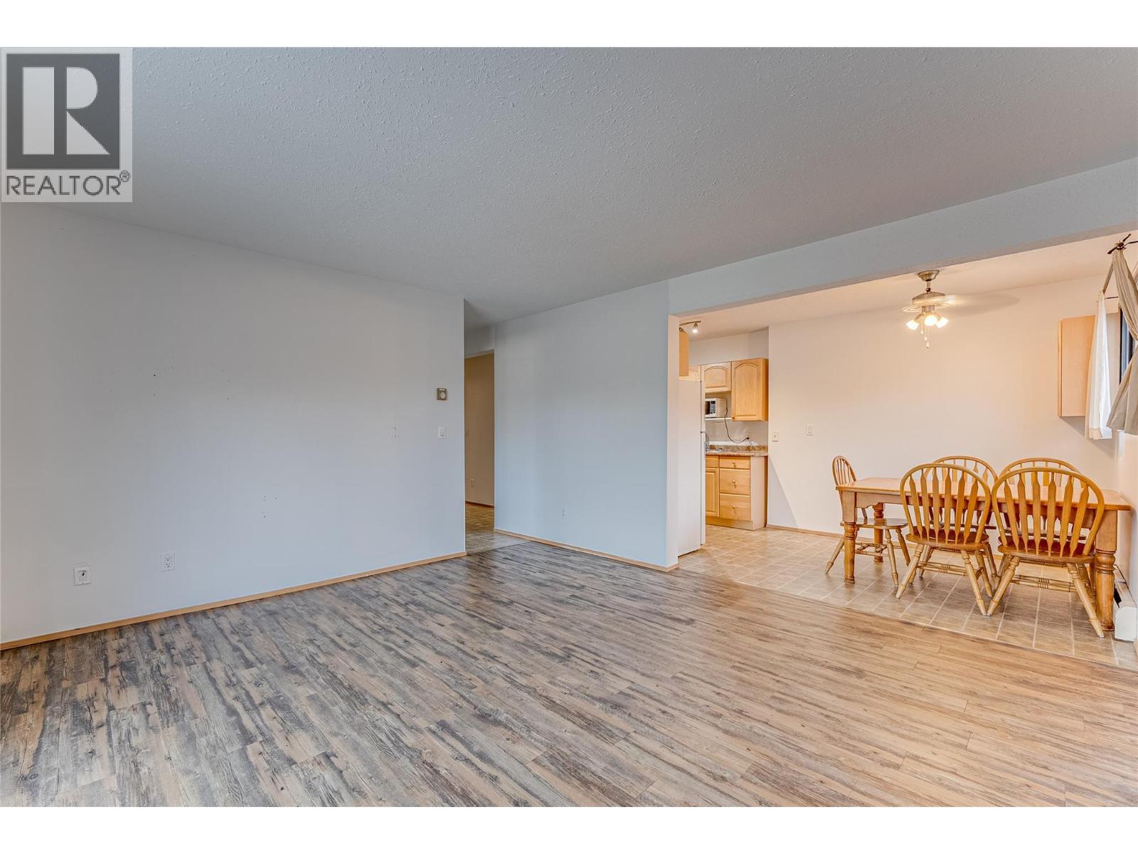 409 Main Street Unit# 206, Sicamous, BC - Indoor