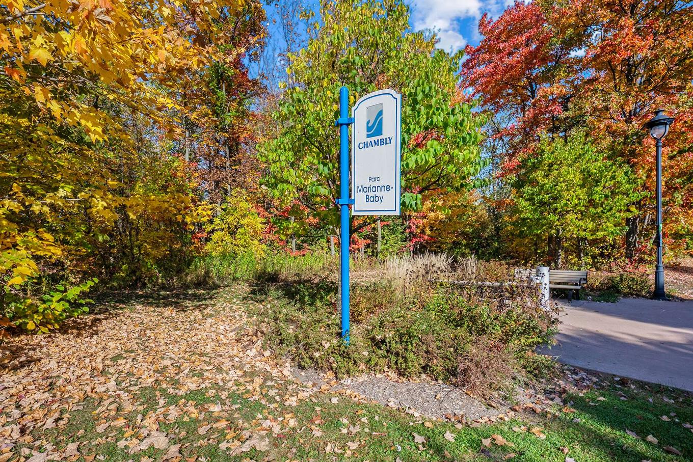 À proximité - 2160 Rue Marianne-Baby, Chambly, QC - Outdoor