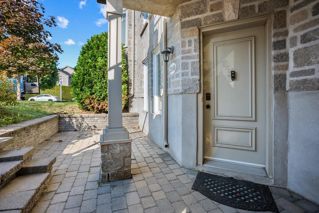 Entrée extérieure - 2160 Rue Marianne-Baby, Chambly, QC - Outdoor