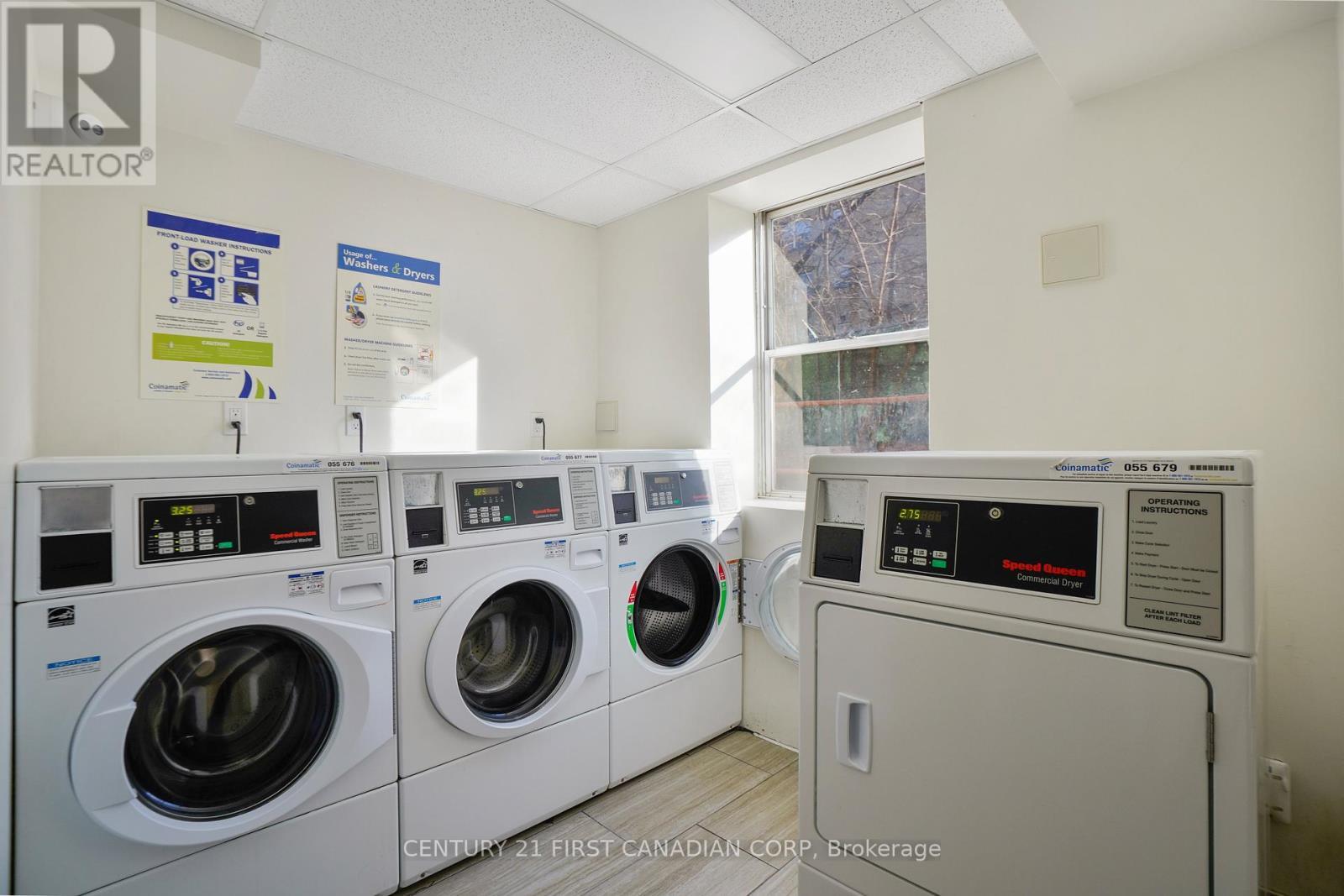 108 - 75 High Street, London South (South F), ON - Indoor Photo Showing Laundry Room