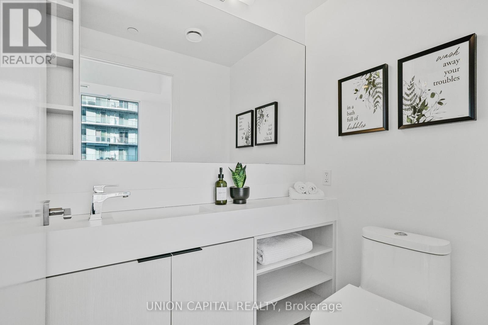 3517 - 82 Dalhousie Street, Toronto, ON - Indoor Photo Showing Bathroom