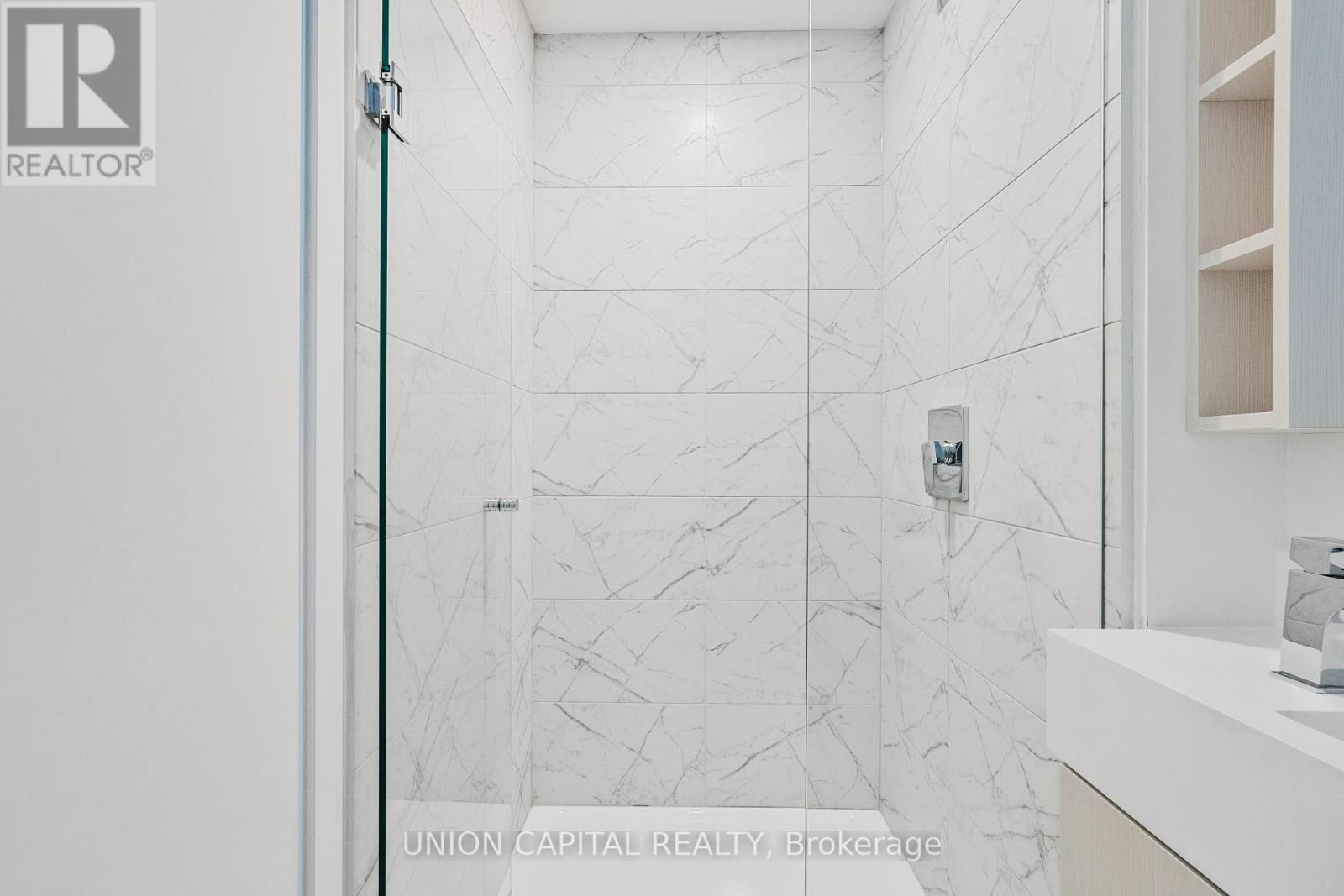 3517 - 82 Dalhousie Street, Toronto, ON - Indoor Photo Showing Bathroom