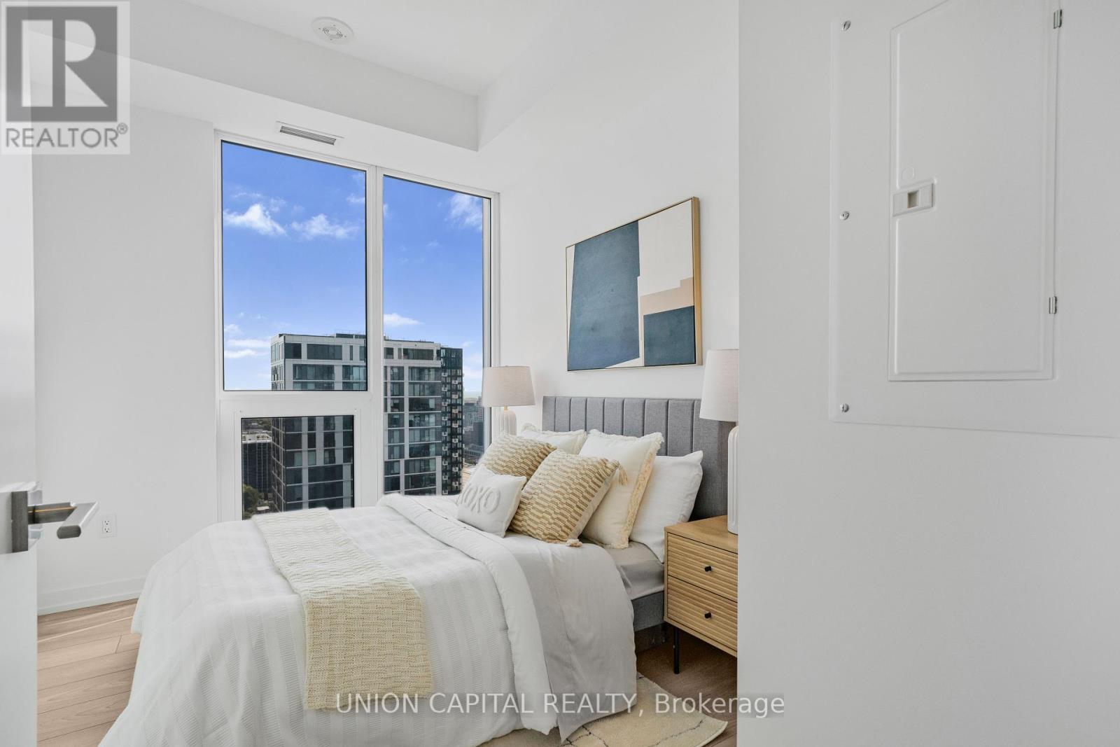 3517 - 82 Dalhousie Street, Toronto, ON - Indoor Photo Showing Bedroom