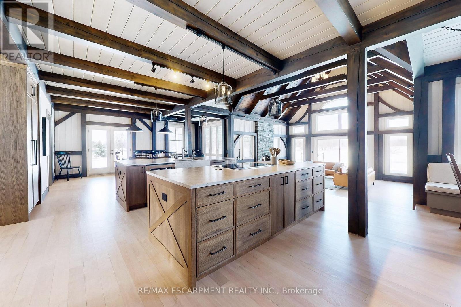 485 Concession 5 Road E, Hamilton, ON - Indoor