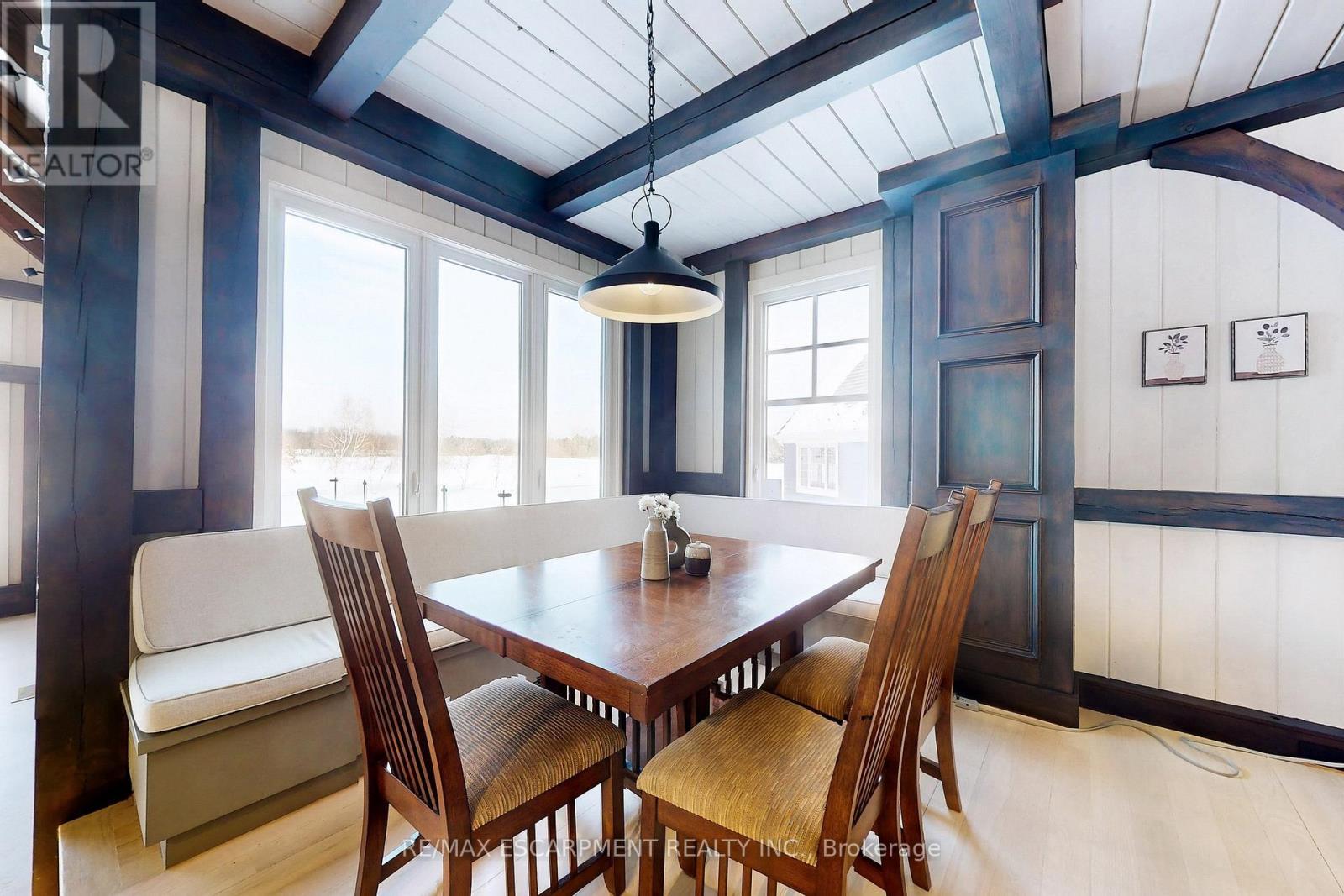 485 Concession 5 Road E, Hamilton, ON - Indoor Photo Showing Dining Room